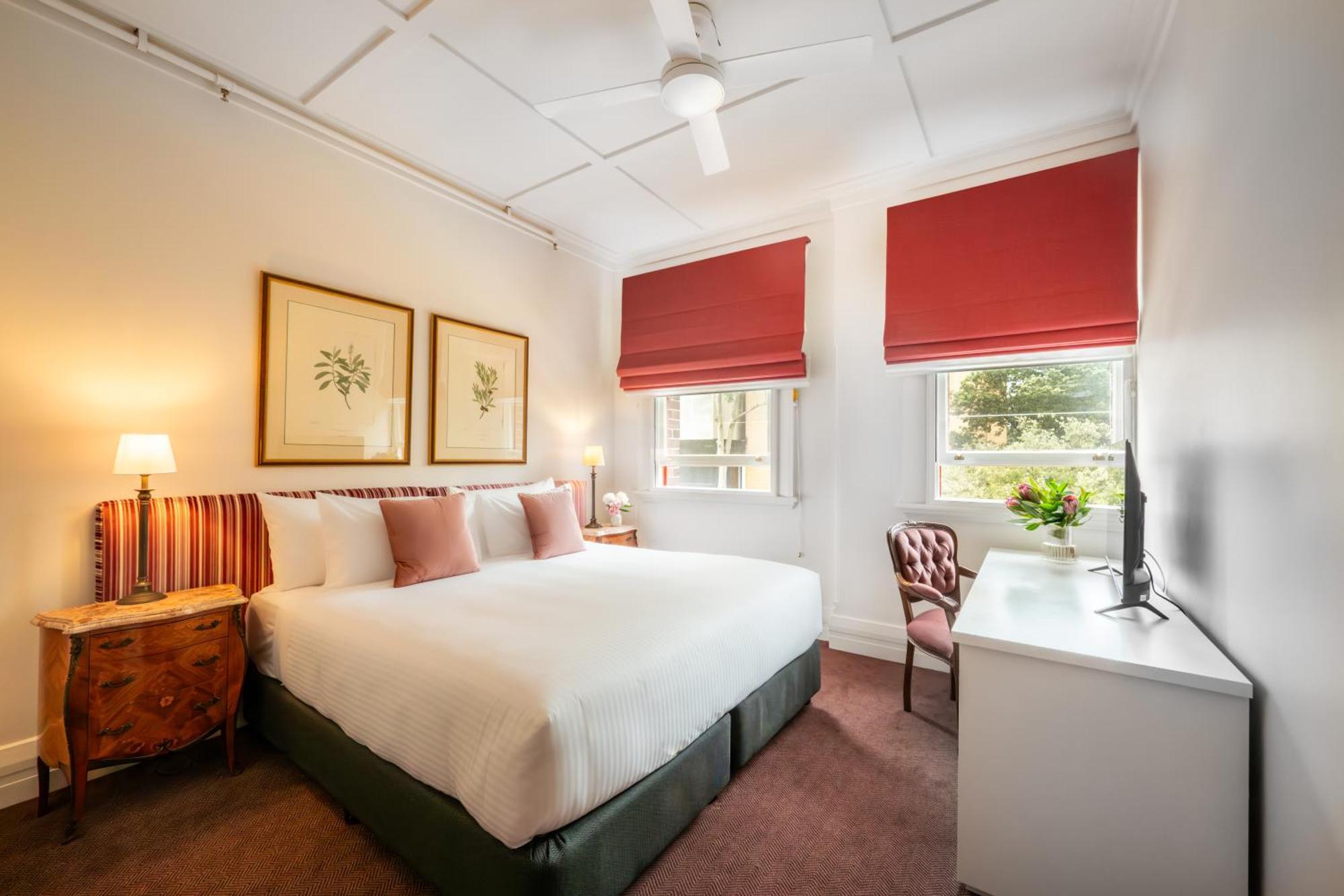 The Russell Boutique Hotel Сидни Екстериор снимка
